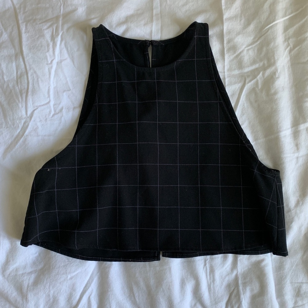 AA grid crop top
